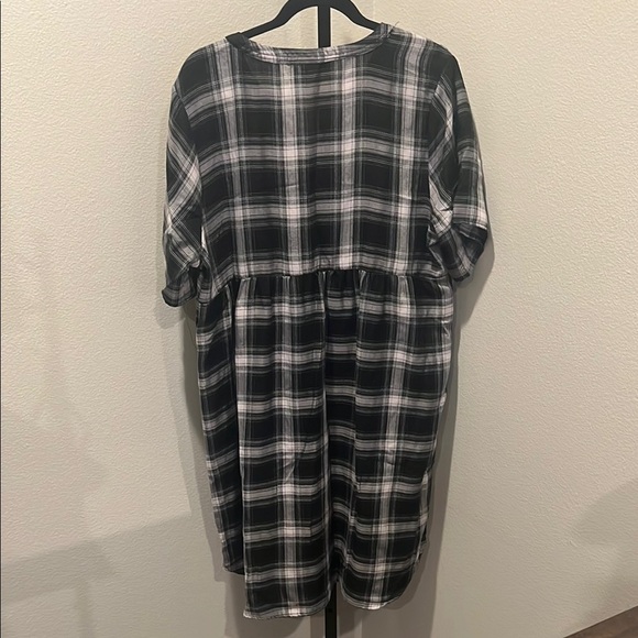 Knox Rose Black and White Plaid Dress - Picture 3 of 3